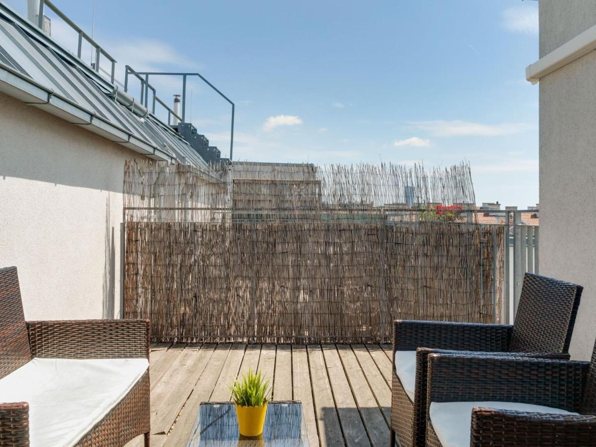 Elegant Apartment In Vienna With Patio Dış mekan fotoğraf