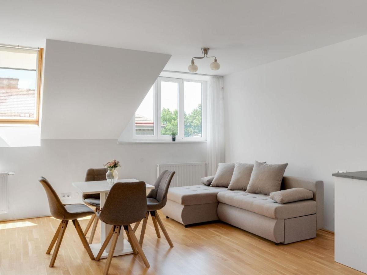 Elegant Apartment In Vienna With Patio Dış mekan fotoğraf